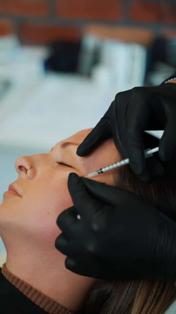 Why Some Botox Results Last Longer Than Others? 1 Why some Botox results last longer than others – personalised Botox treatment at LightSculpt Green Point, Cape Town.